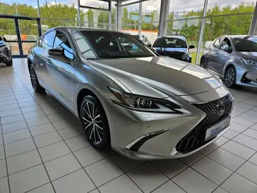 LEXUS ES 300 h