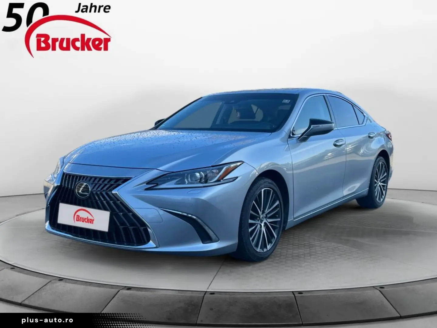 LEXUS ES 300h   SD  LED LEDER