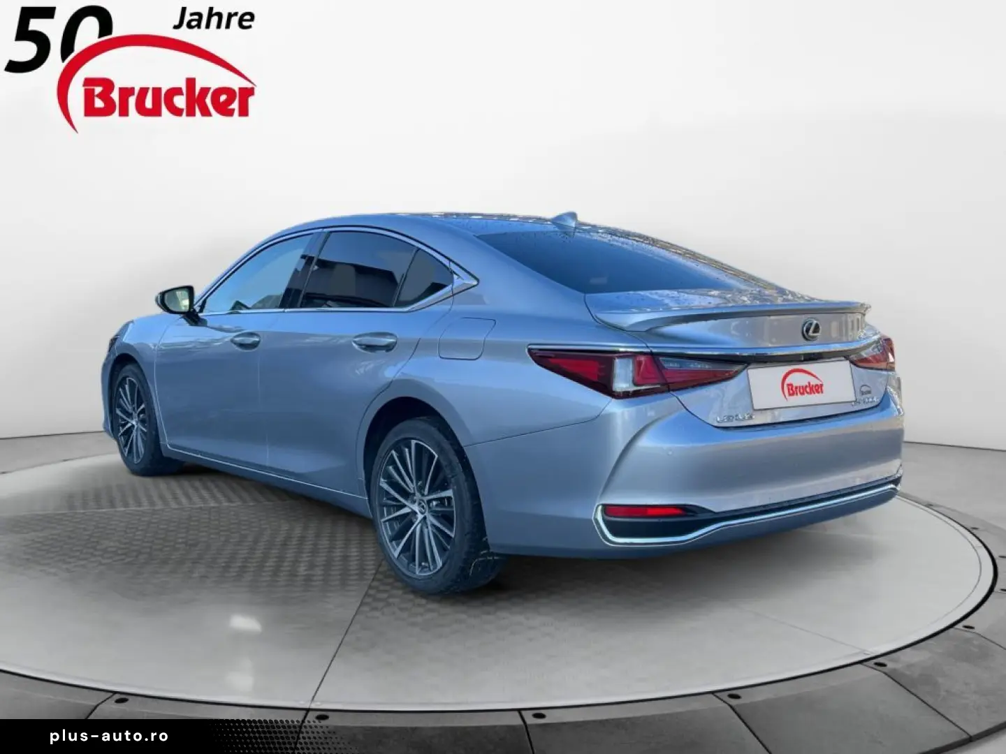 LEXUS ES 300h   SD  LED LEDER