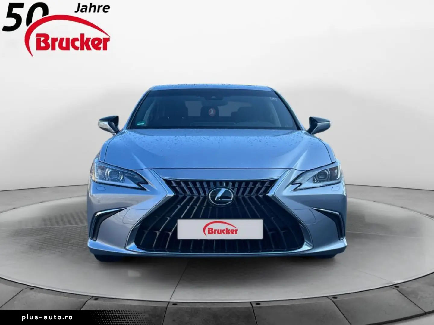 LEXUS ES 300h   SD  LED LEDER