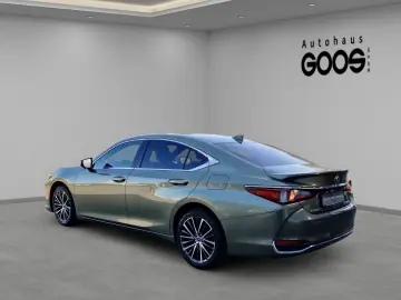 LEXUS ES 300 h Navi LED ACC Apple CarPlay Android Auto