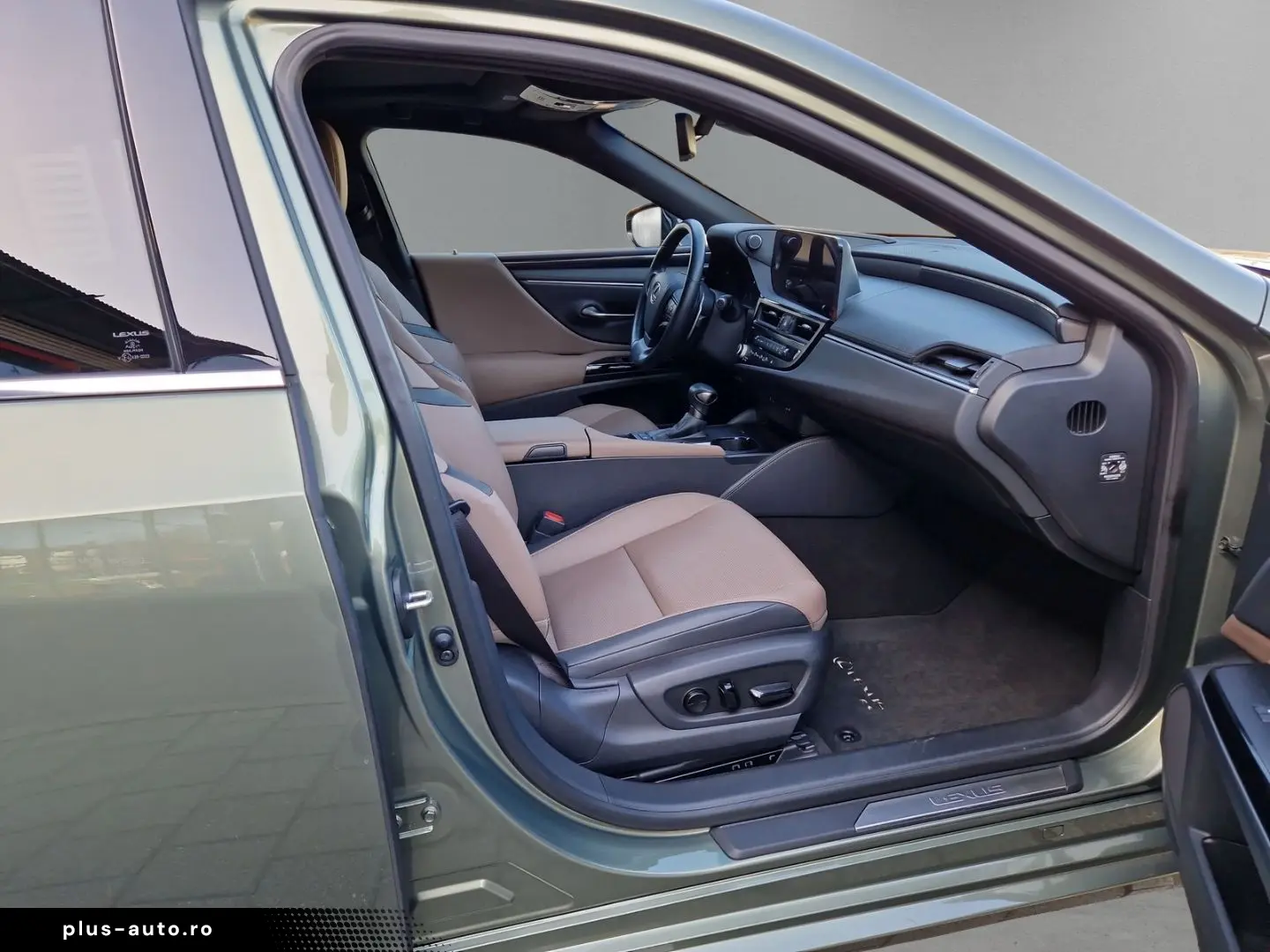 LEXUS ES 300 h Navi LED ACC Apple CarPlay Android Auto