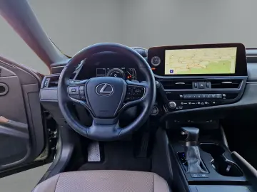 LEXUS ES 300 h Navi LED ACC Apple CarPlay Android Auto
