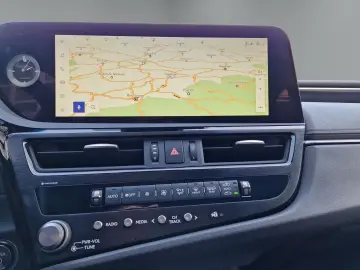 LEXUS ES 300 h Navi LED ACC Apple CarPlay Android Auto