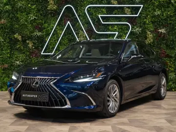 LEXUS ES 300h LUXURY M&L HUD PANO 360
