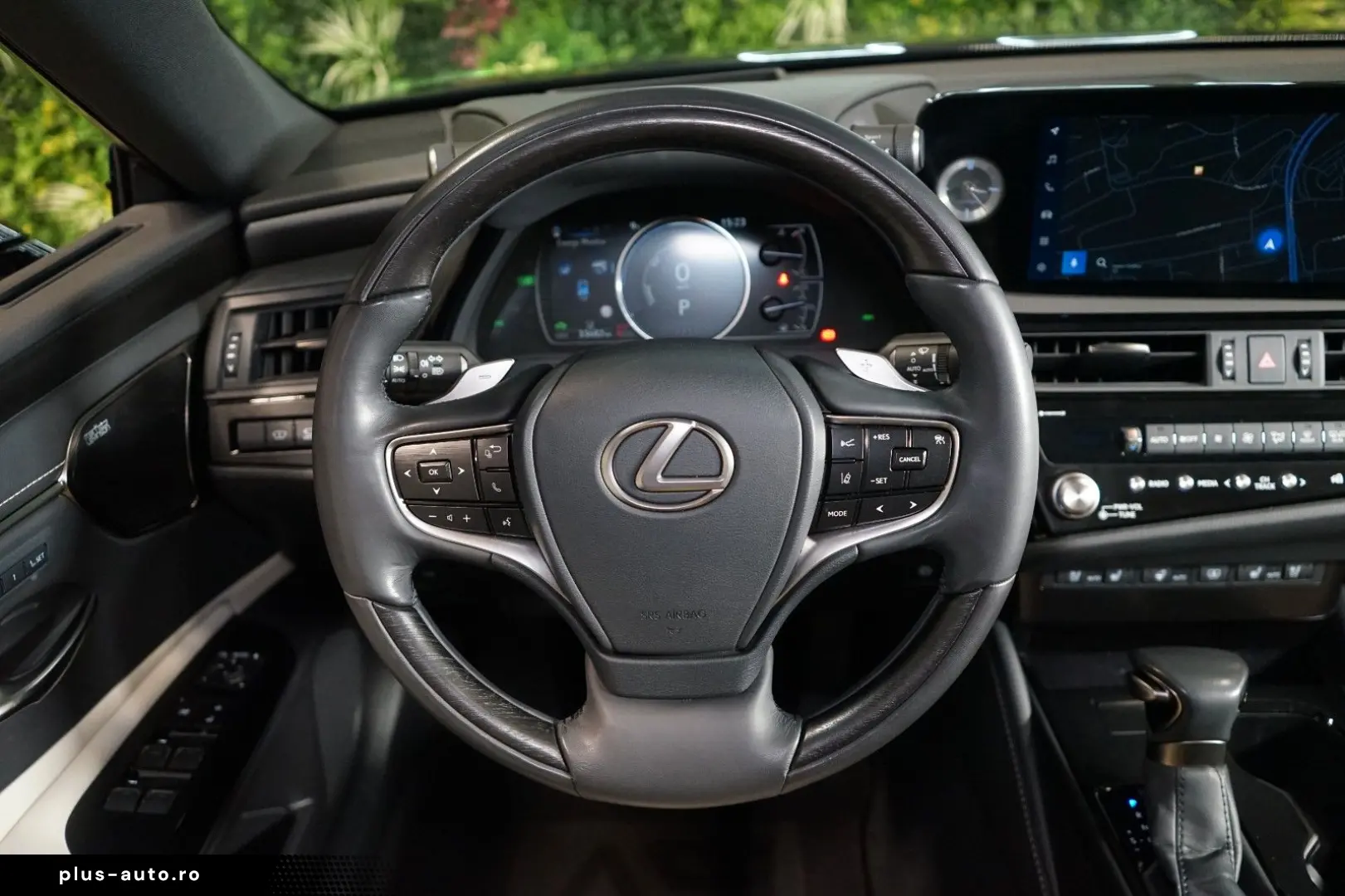 LEXUS ES 300h LUXURY M&L HUD PANO 360