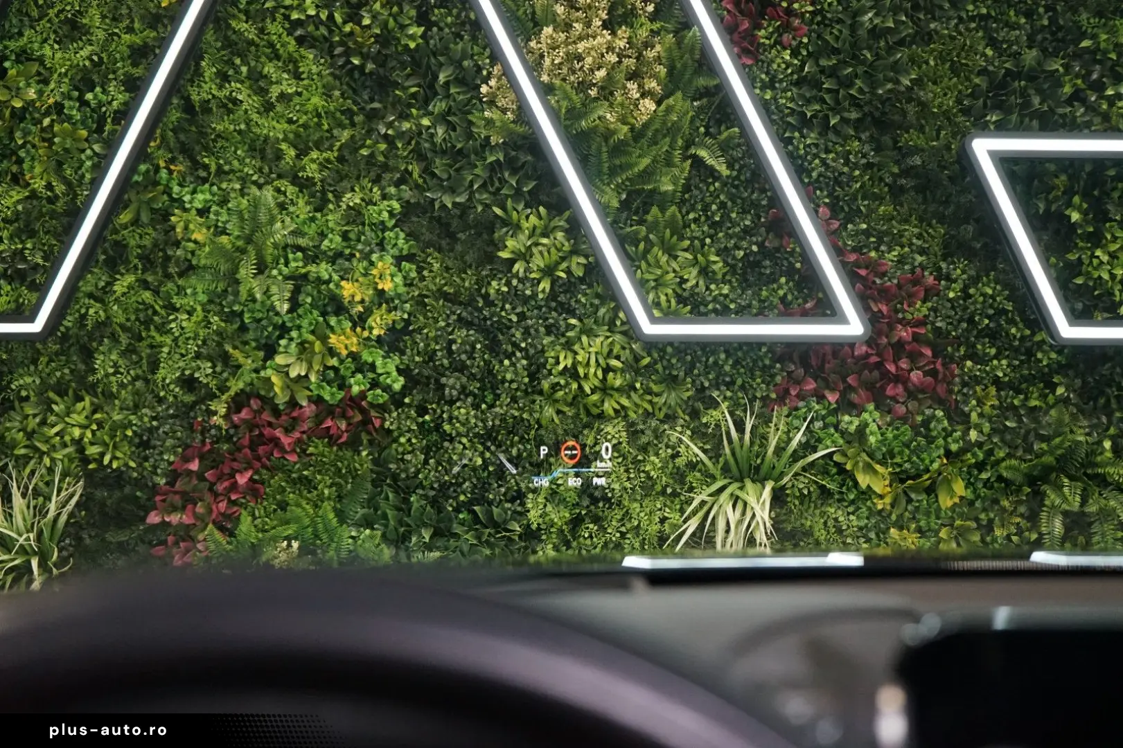 LEXUS ES 300h LUXURY M&L HUD PANO 360