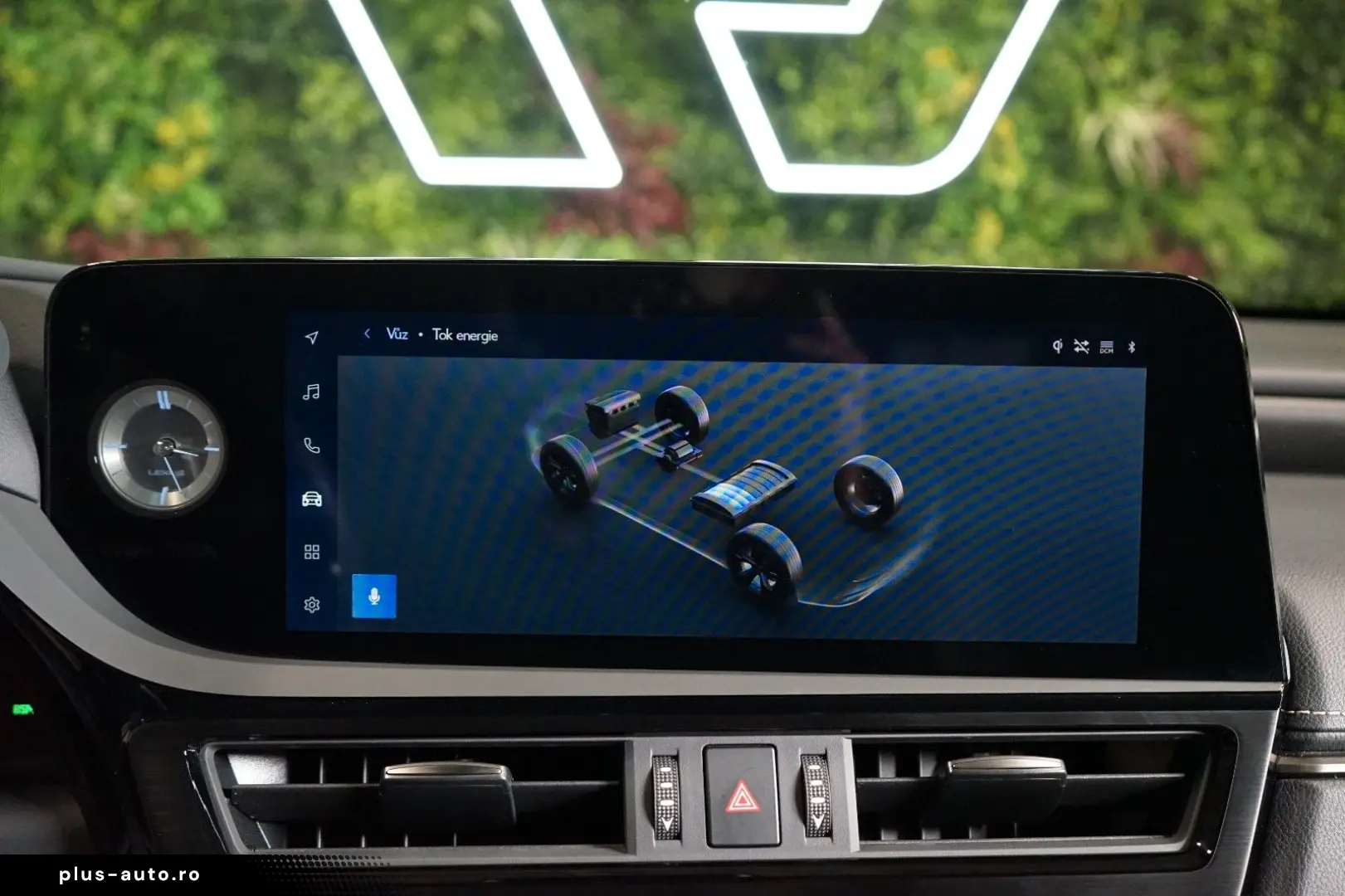 LEXUS ES 300h LUXURY M&L HUD PANO 360