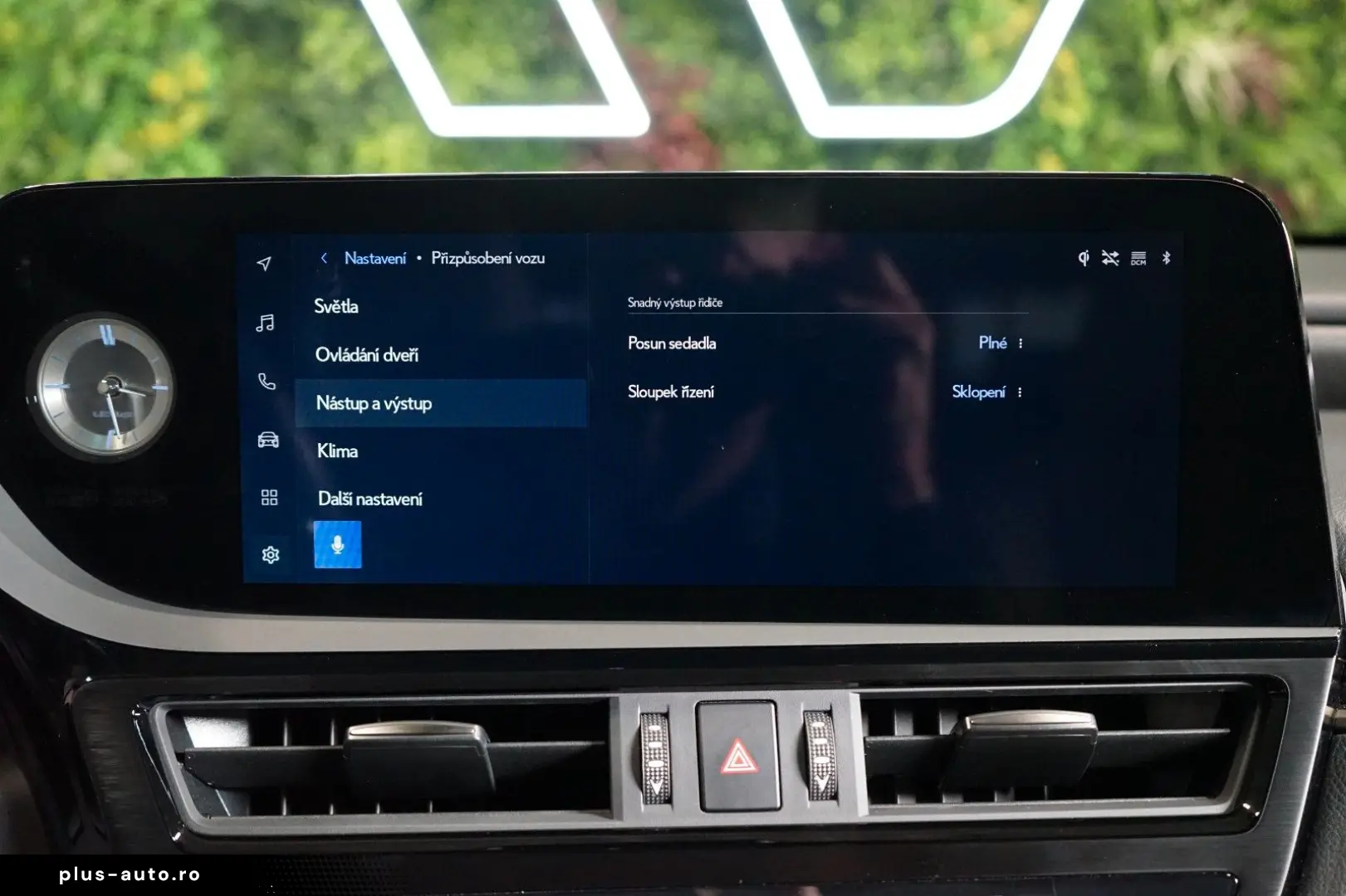 LEXUS ES 300h LUXURY M&L HUD PANO 360