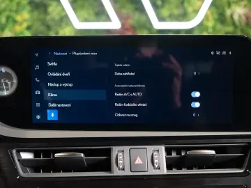 LEXUS ES 300h LUXURY M&L HUD PANO 360