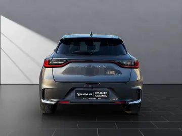 LEXUS LBX FWD EMOTION TECHNOLOGIE-PAKET