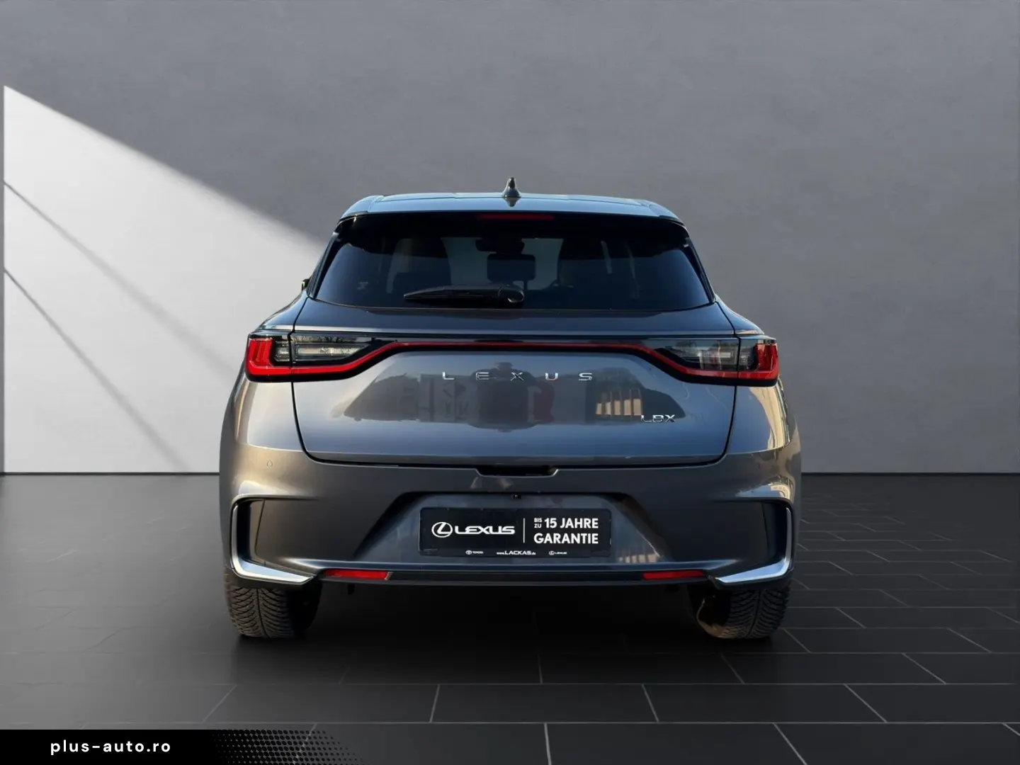 LEXUS LBX FWD EMOTION TECHNOLOGIE-PAKET