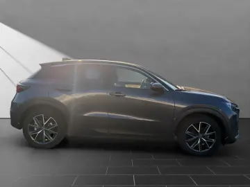 LEXUS LBX FWD EMOTION TECHNOLOGIE-PAKET