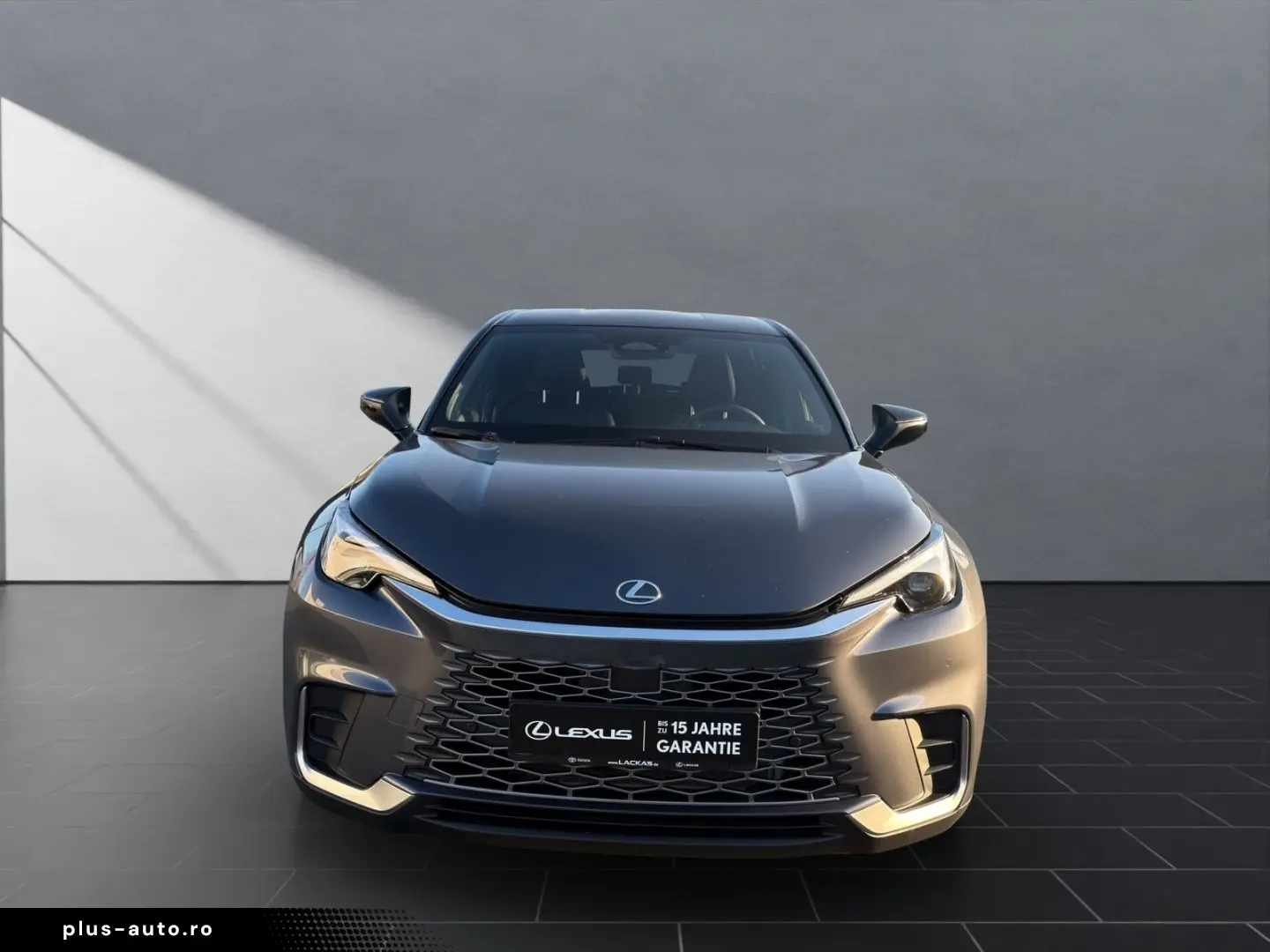 LEXUS LBX FWD EMOTION TECHNOLOGIE-PAKET