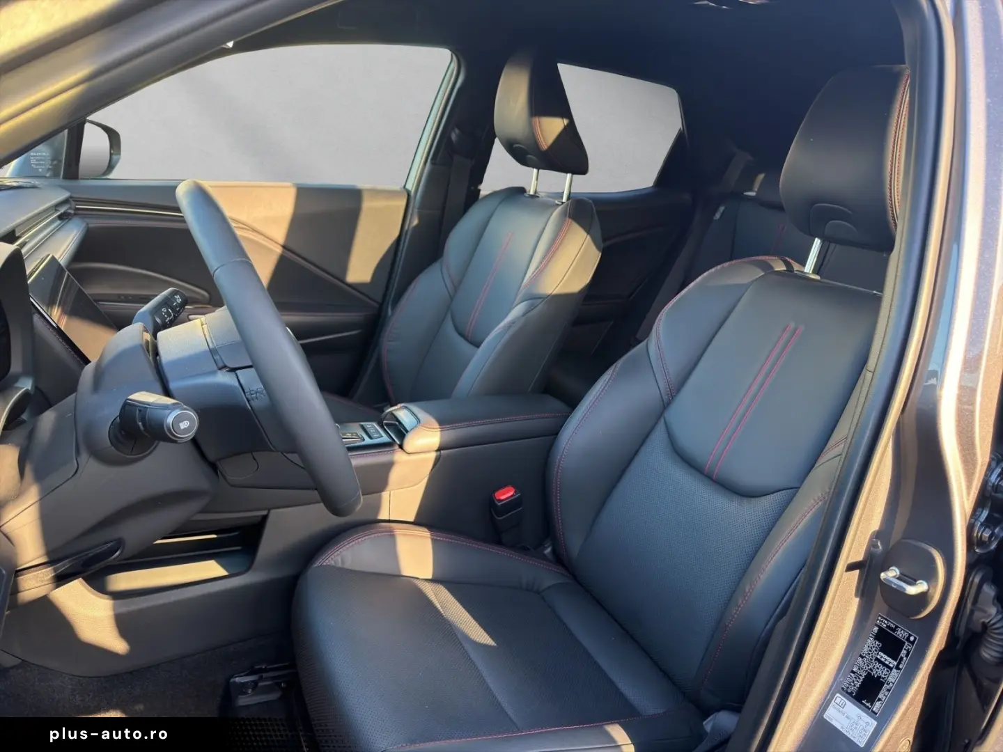 LEXUS LBX FWD EMOTION TECHNOLOGIE-PAKET