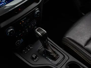 FORD RANGER 2.0TDCi WILDTRACK PANTHER 4x4 ACC KAMERA