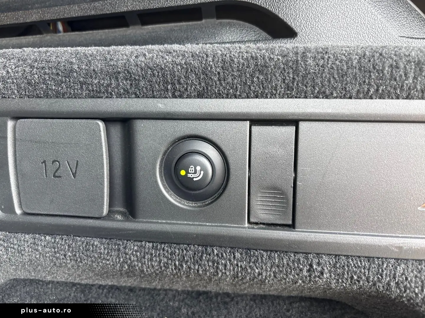 BMW X5 XDr45E MSpo Bowers&W CraftedC DisplayKey 360 HUD ACC