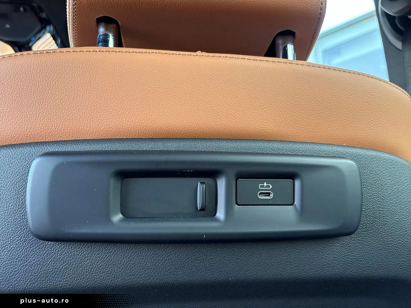 BMW X5 XDr45E MSpo Bowers&W CraftedC DisplayKey 360 HUD ACC