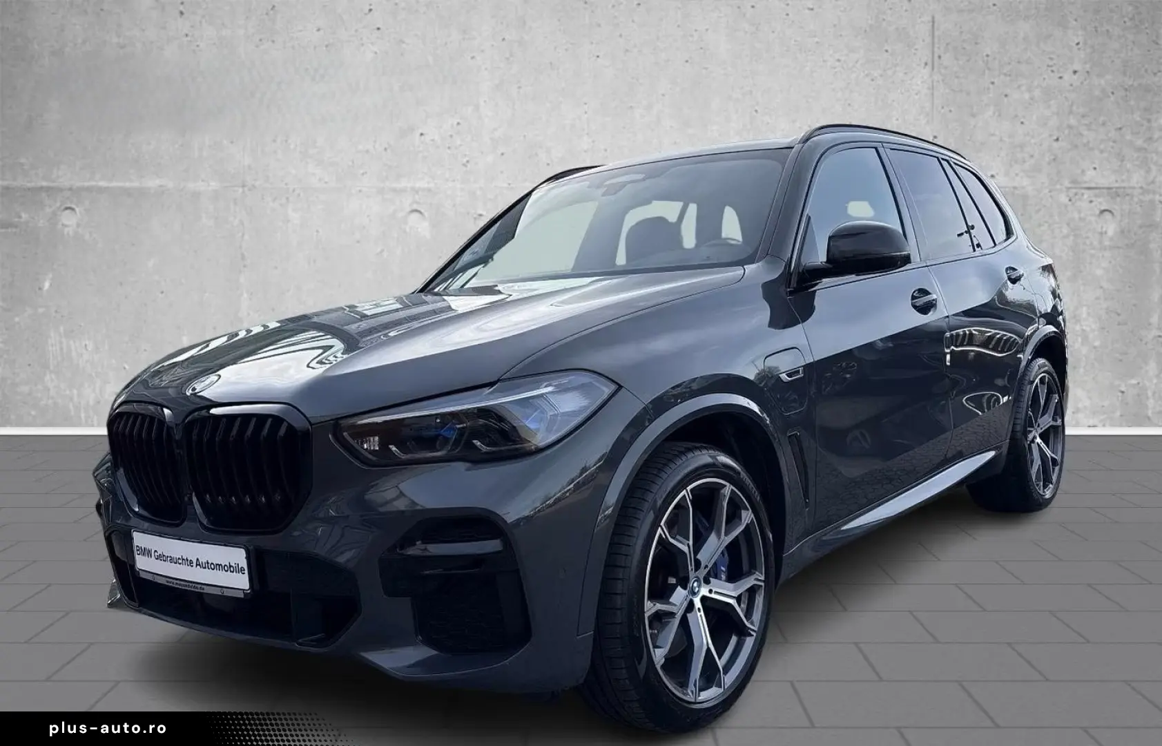 BMW X5 XDr45E MSpo Bowers&W CraftedC DisplayKey 360 HUD ACC