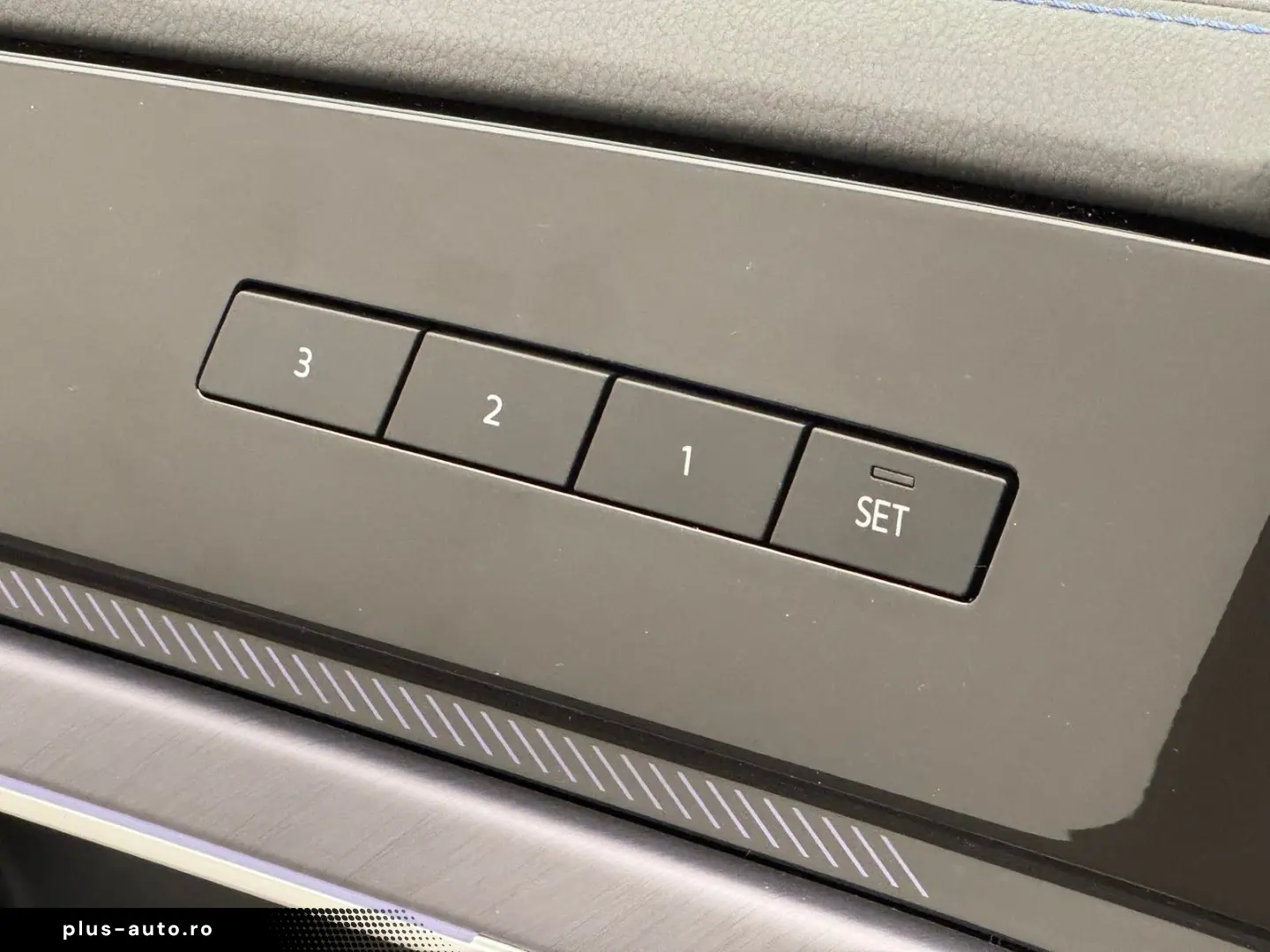 Volkswagen Touareg R V6 eHybrid 4M