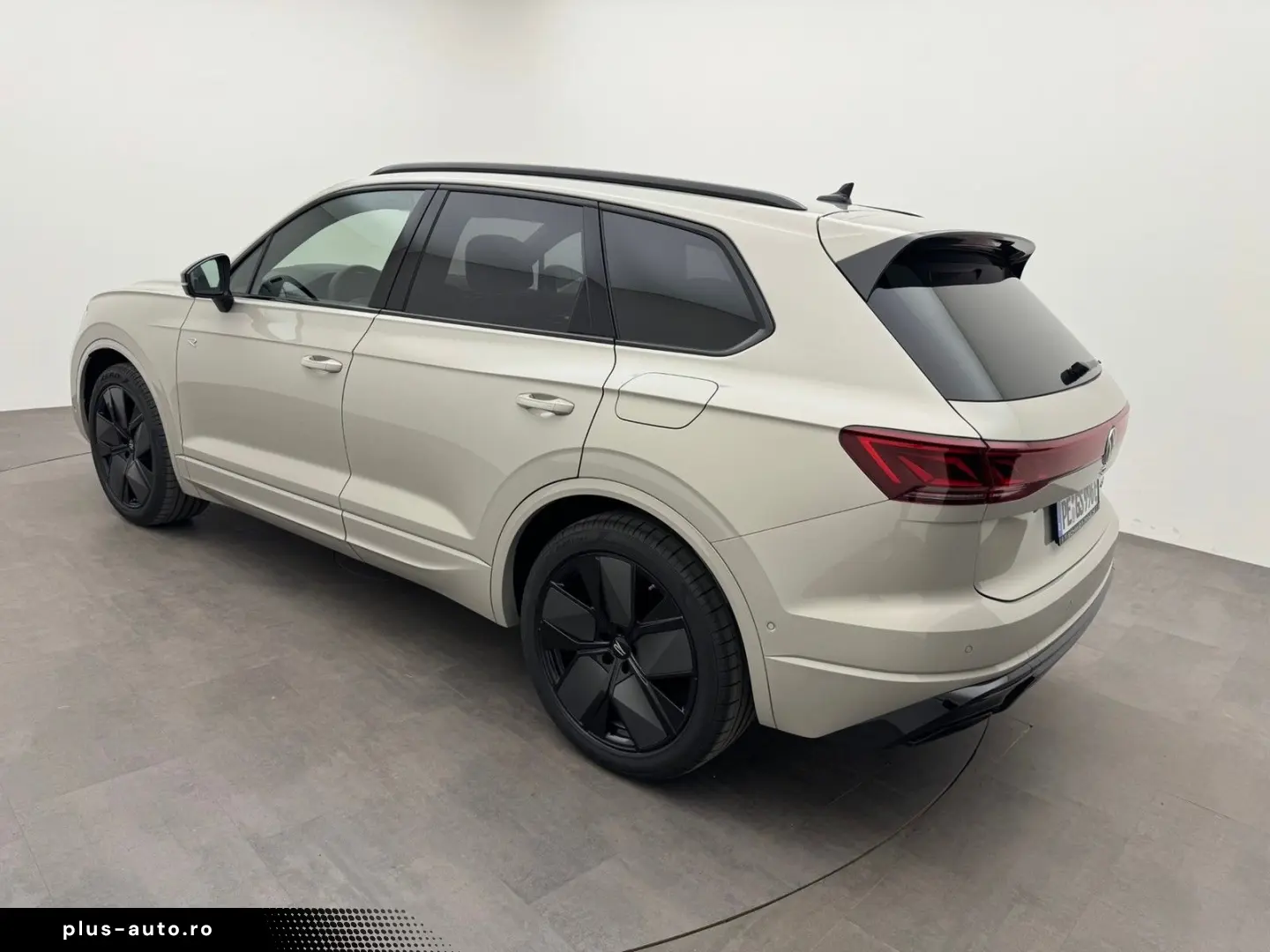 Volkswagen Touareg R V6 eHybrid 4M