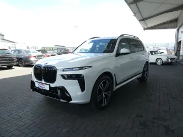 BMW X7 xDrive 40 i M Sport Pro 360  Panorama Head-Up