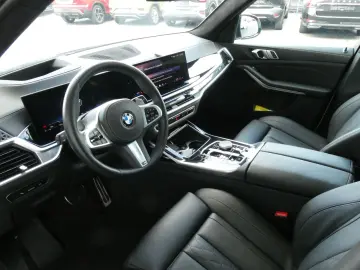 BMW X7 xDrive 40 i M Sport Pro 360  Panorama Head-Up