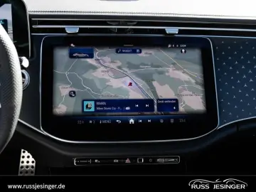 MERCEDES-BENZ E 220 d 4M AMG Line  AIRMATIC Distr To&hellip;