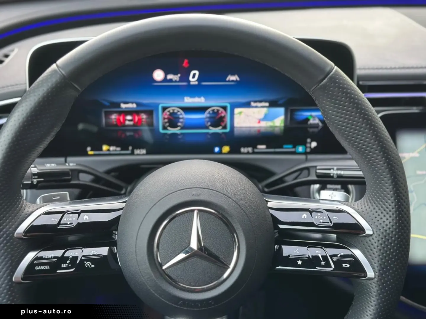 MERCEDES-BENZ E 450 d 4M AMG Digital Light Memory Distronic