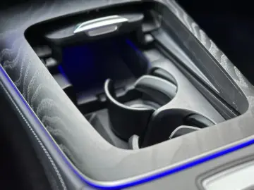 MERCEDES-BENZ E 450 d 4M AMG Digital Light Memory Distronic