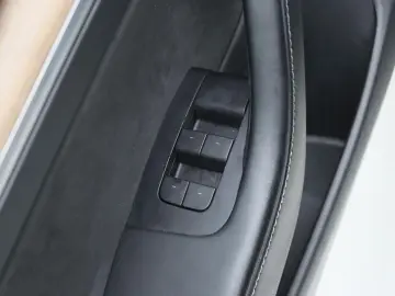 TESLA Model 3 Standard RWD Plus FACELIFT 95% SoH