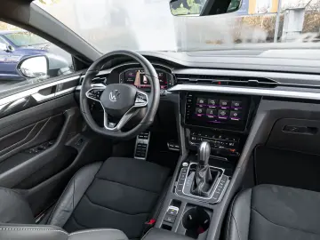VW Arteon Shooting Brake 2.0 TSI R-Line LED Navi Pa