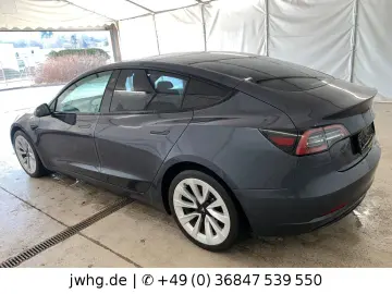 TESLA Model 3 Dual AWD Wärmepumpe Autopilot Pano