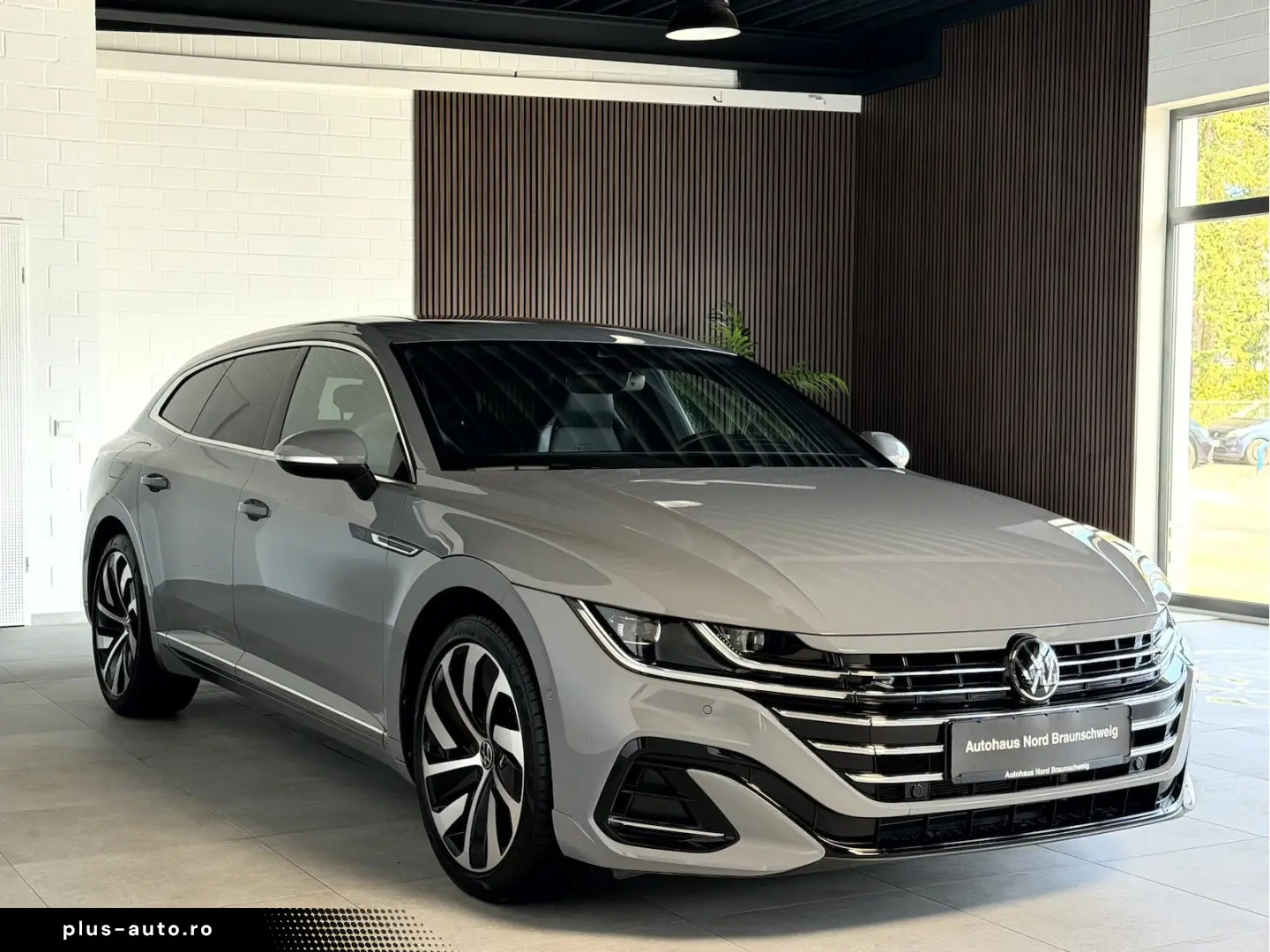 VW Arteon Shooting Brake 2.0TSI R Line Pano H&K HUD