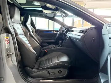 VW Arteon Shooting Brake 2.0TSI R Line Pano H&K HUD