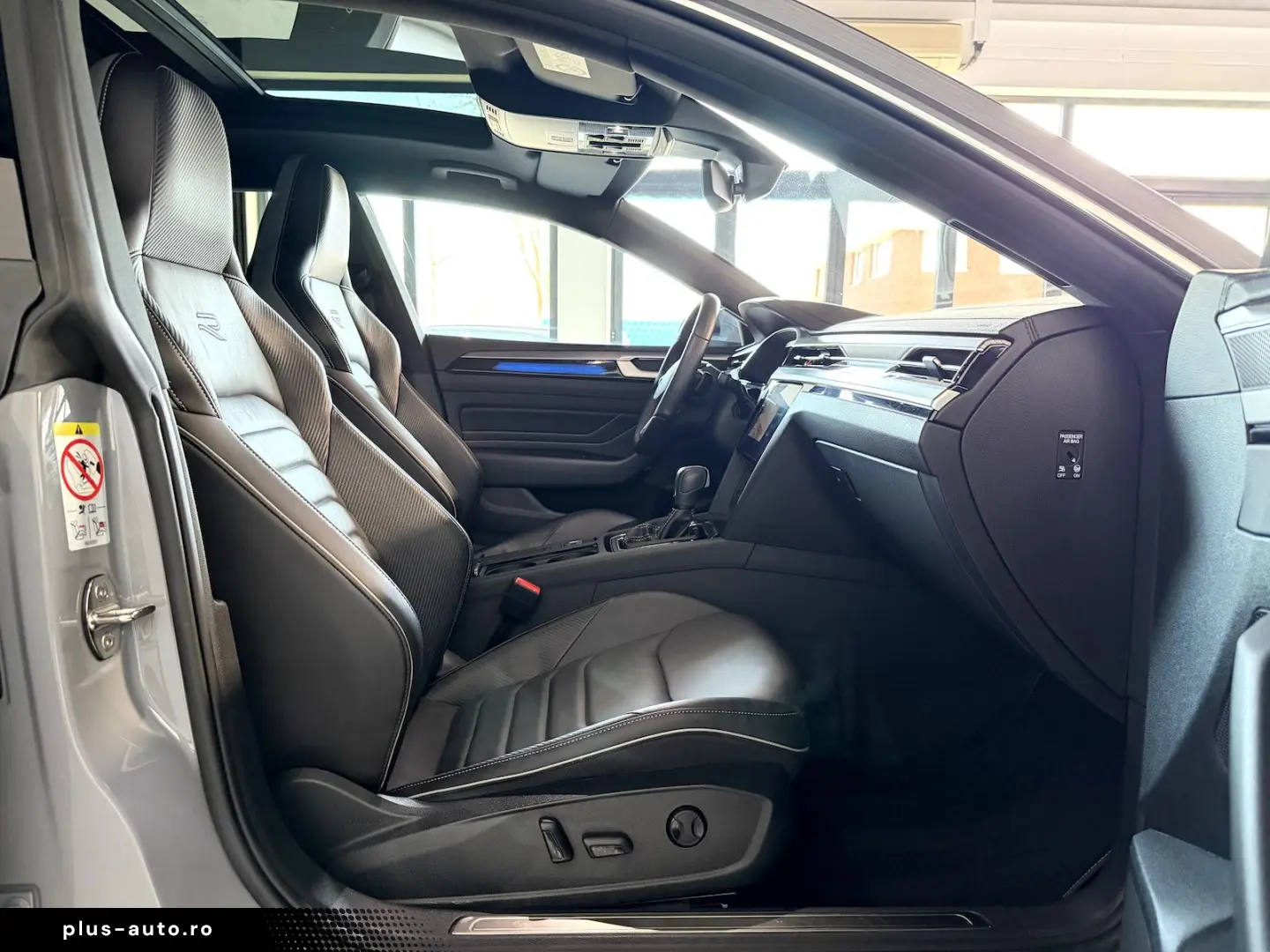 VW Arteon Shooting Brake 2.0TSI R Line Pano H&K HUD