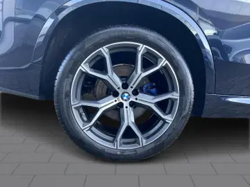 BMW X5 xDr30d MSp SKYLOUNGE Laser DisplayKey 360 DAPro