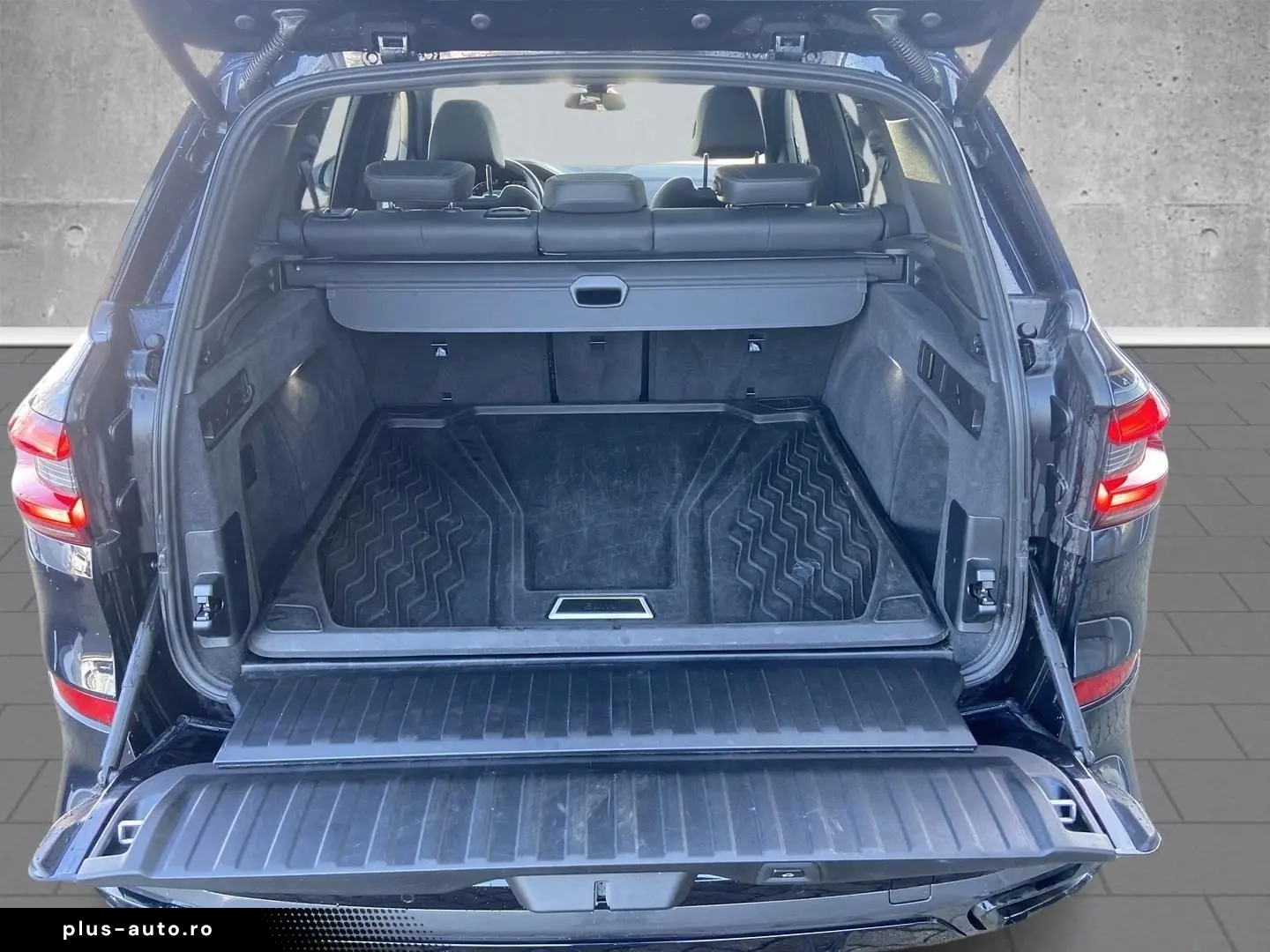 BMW X5 xDr30d MSp SKYLOUNGE Laser DisplayKey 360 DAPro