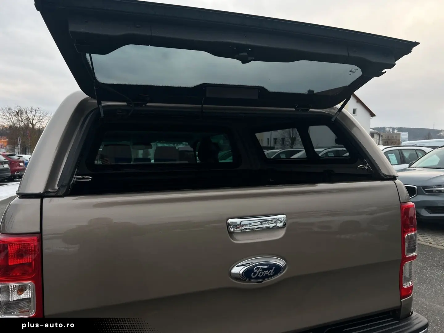 FORD Ranger 2.0l Limited DoKa 4x4 DAB SitzHZ RFK