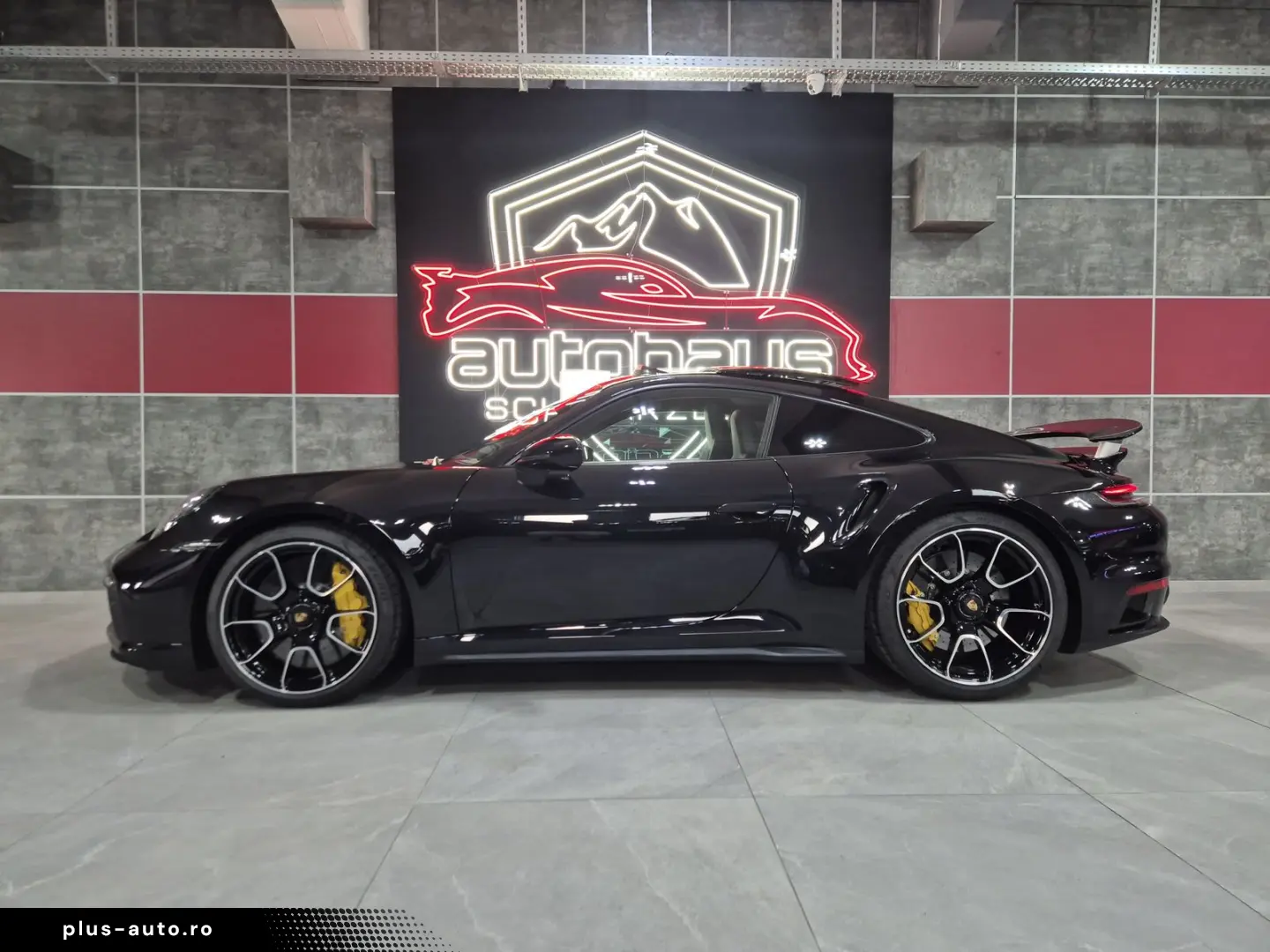 PORSCHE 992 Turbo S  18Wege Keramik Race-Tex SPORT-AGA