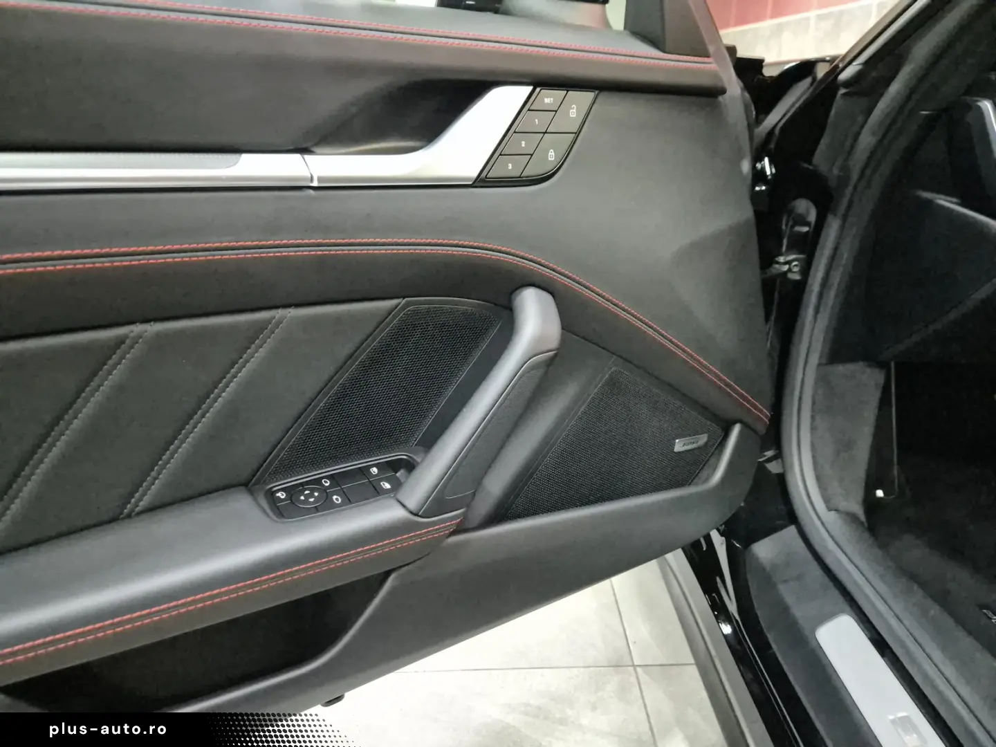 PORSCHE 992 Turbo S  18Wege Keramik Race-Tex SPORT-AGA