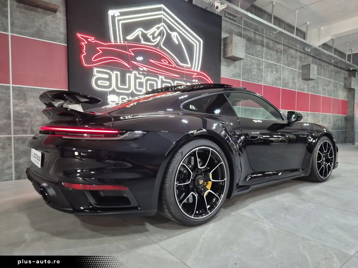 PORSCHE 992 Turbo S  18Wege Keramik Race-Tex SPORT-AGA