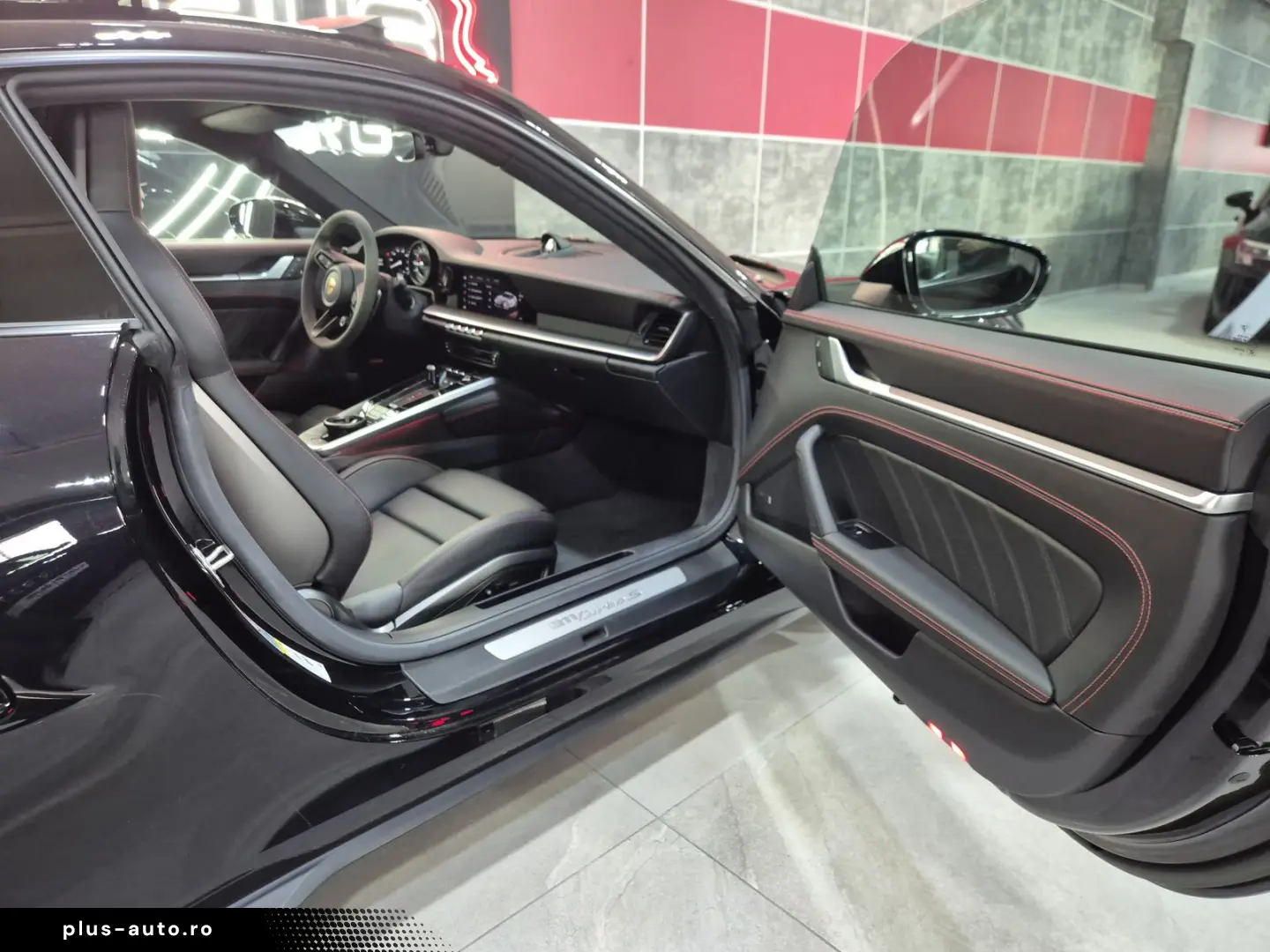 PORSCHE 992 Turbo S  18Wege Keramik Race-Tex SPORT-AGA