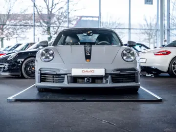 PORSCHE 992 Turbo S  TechArt Carbon Lift Burmester KW