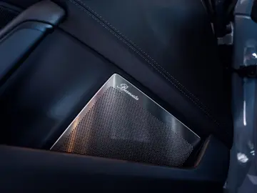 PORSCHE 992 Turbo S  TechArt Carbon Lift Burmester KW