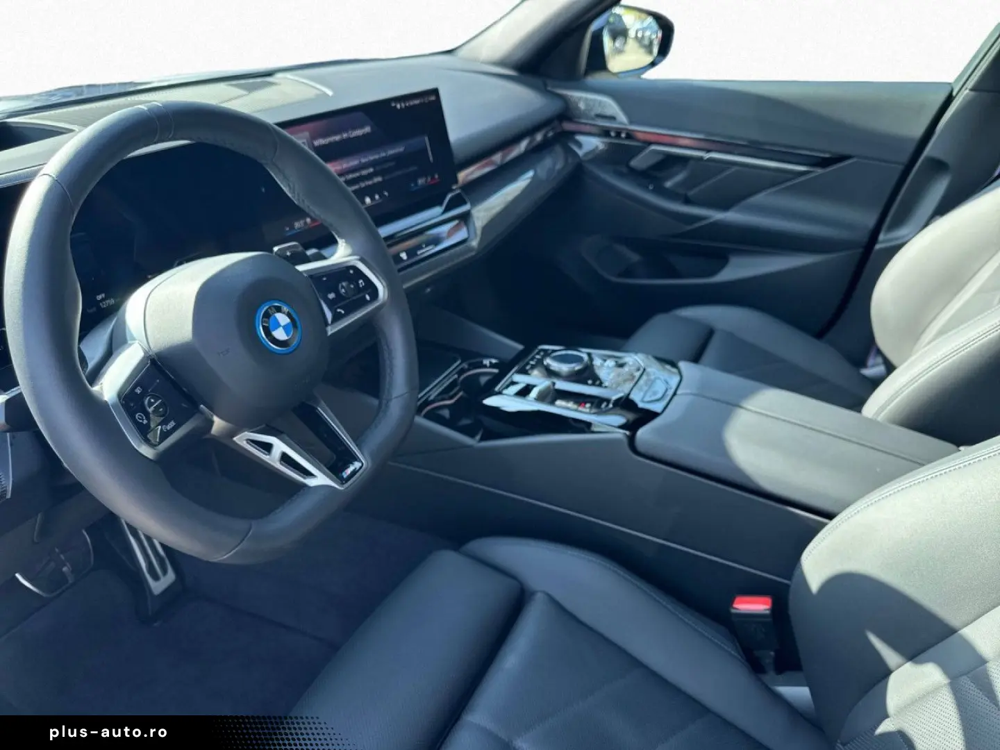 BMW 550e xDr M Sport Pro B&W Pano AHK DAPro 360