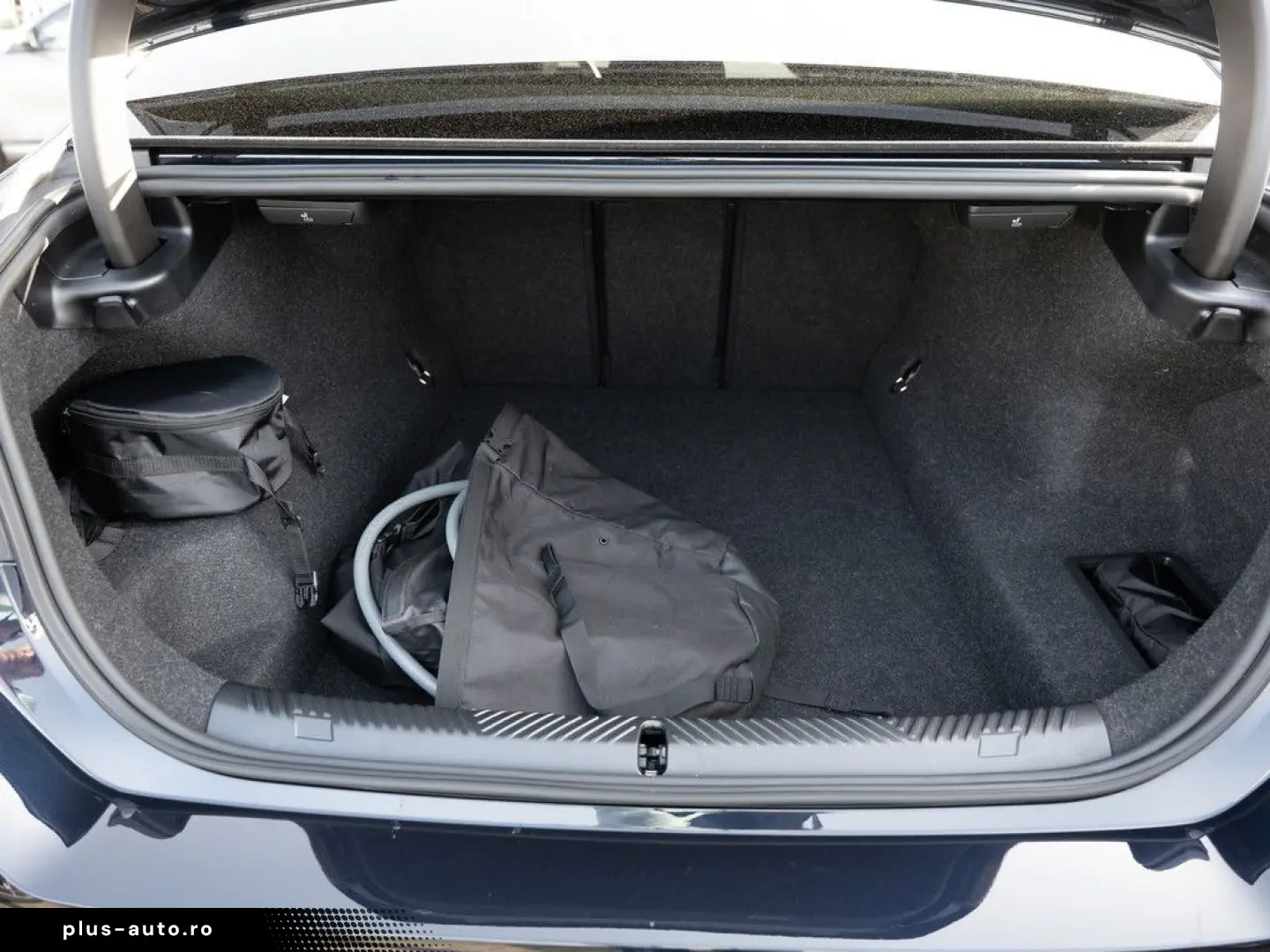 BMW 550e xDrive M-Sport Pro PANO AHK HUD 360  LED