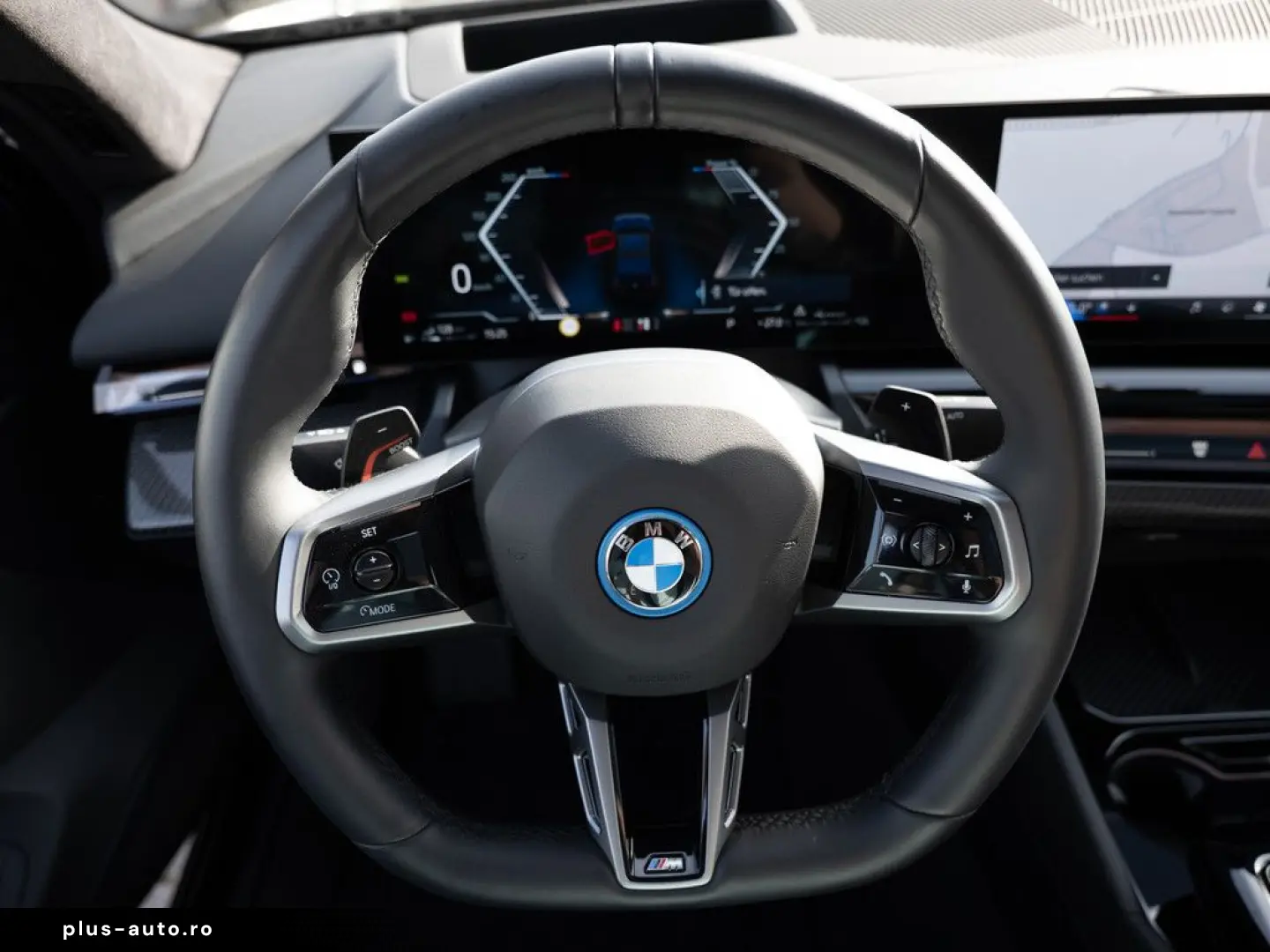 BMW 550e xDrive M-Sport Pro PANO AHK HUD 360  LED