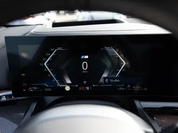 BMW 550e xDrive M-Sport Pro PANO AHK HUD 360  LED