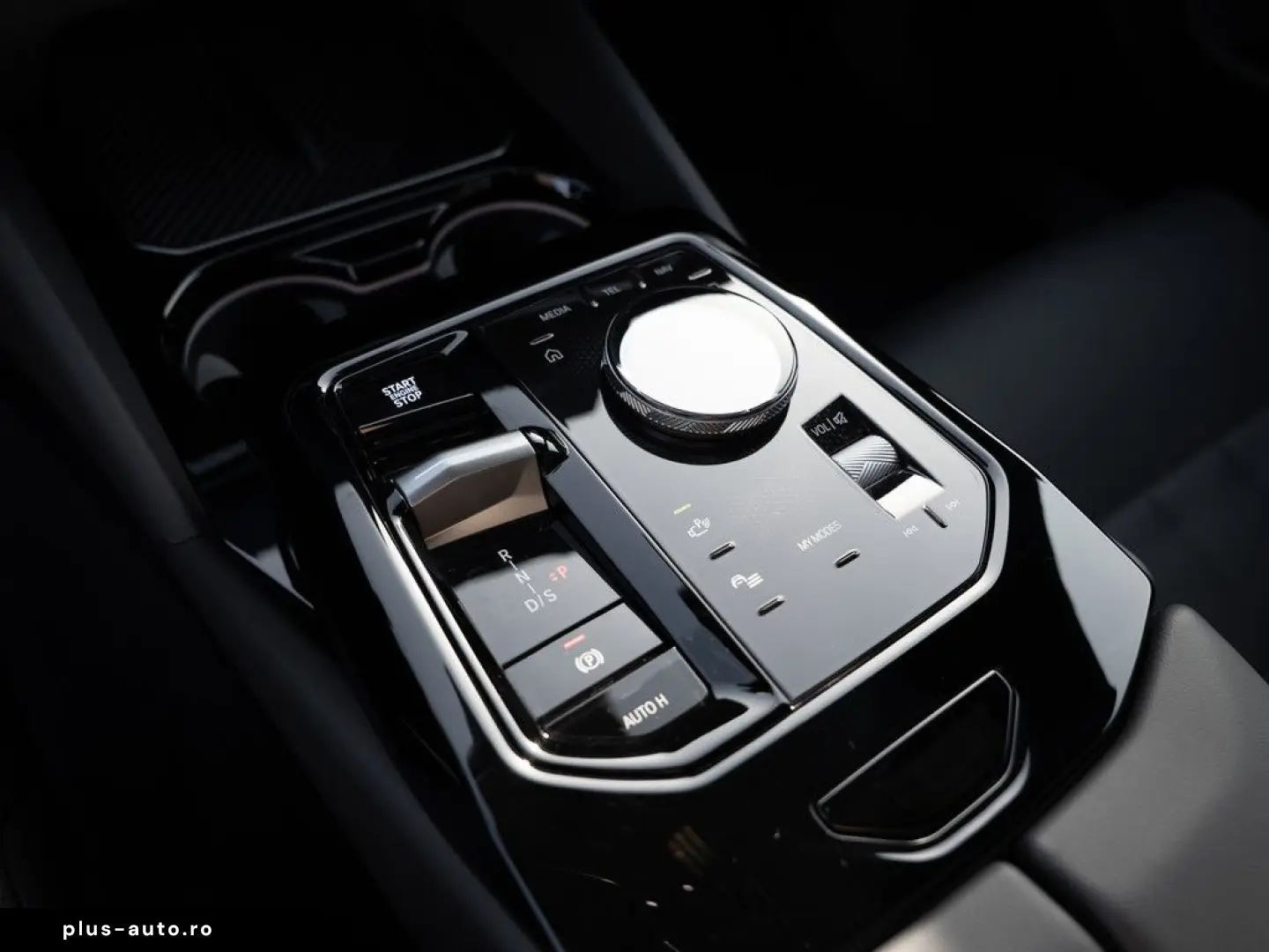 BMW 550e xDrive M-Sport Pro PANO AHK HUD 360  LED